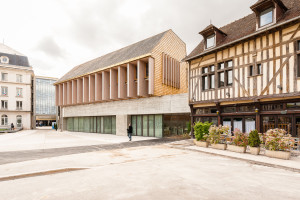 Façade du centre des Congrès